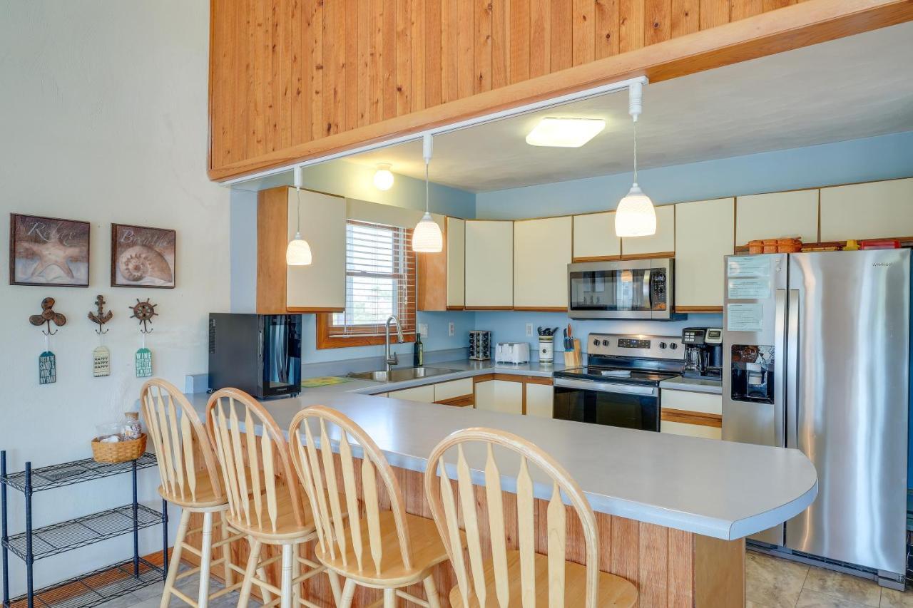 Obx Getaway With Boat Dock On Colington Harbour Villa Kill Devil Hills Exterior photo